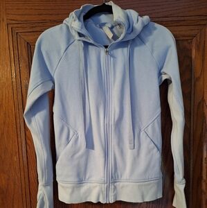Athleta hoodie sweatshirt in baby blue, size Small, fleece on the inside.